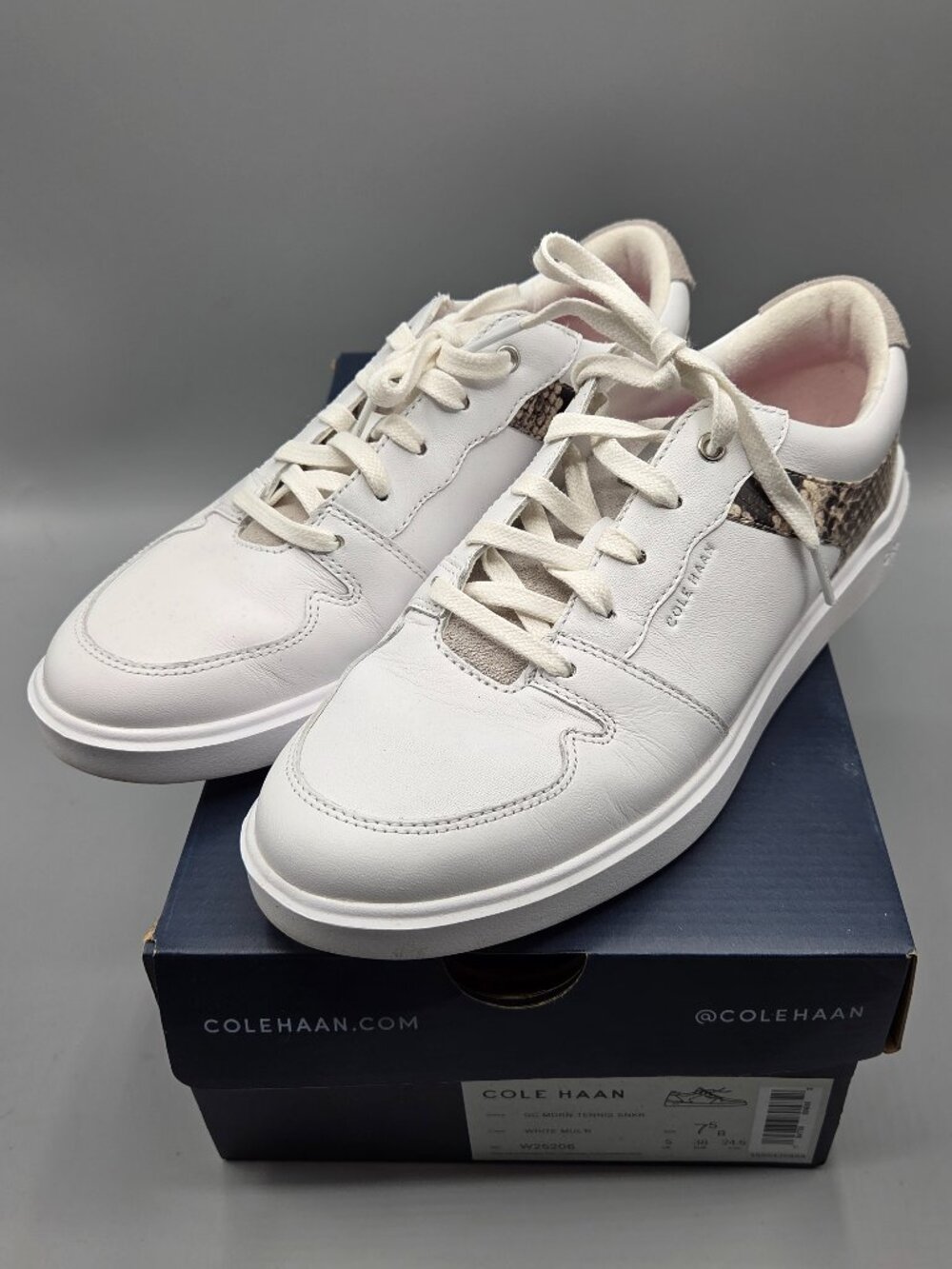 Cole Haan Grand Crosscourt Modern Tennis Sneaker Size 7.5 B White Multicolor